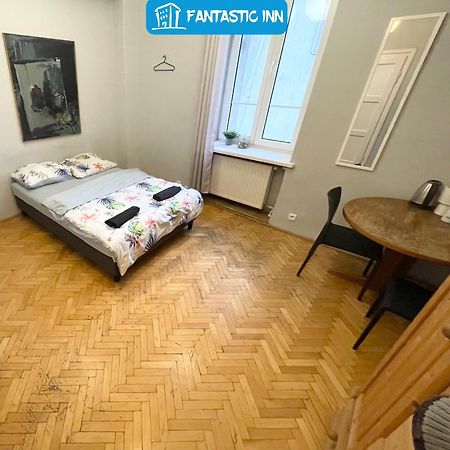 Fantastic Waw - G Room 3 Varşova Dış mekan fotoğraf